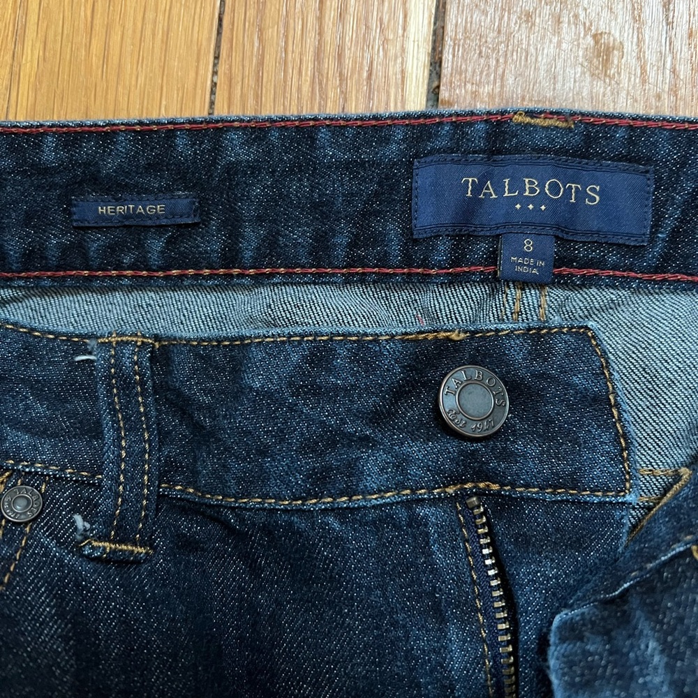 Talbots heritage five pocket straight leg. 30 inches inseam.